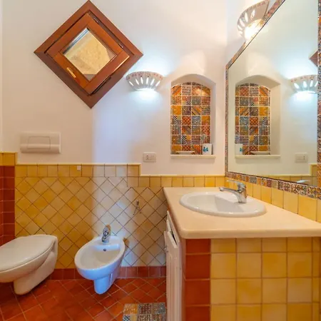 #9 Casa Sarda - By Searly Feriehus Stintino